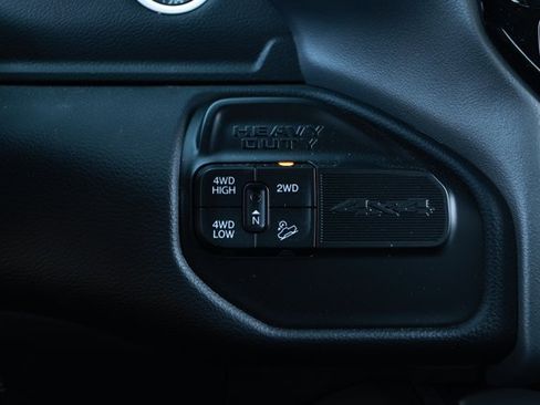 Used 2022 RAM 2500 Laramie AWD/4WD image 16