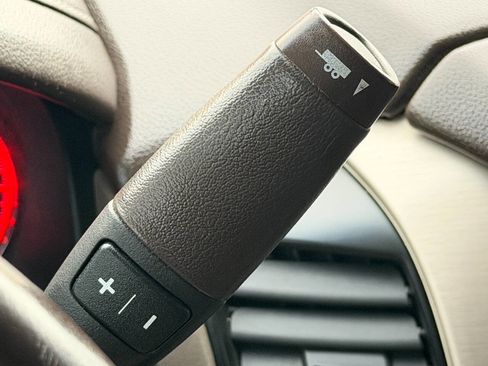 Used 2016 GMC Yukon XL Denali w/ Open Road Package image 41