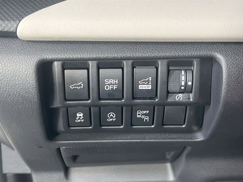 Used 2023 Subaru Forester Limited AWD/4WD image 10