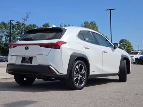 Used 2020 Lexus UX 250h w/ Premium Package AWD/4WD image 25