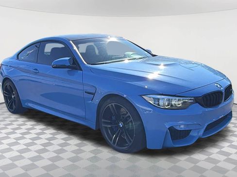 Used 2018 BMW M4 Coupe RWD image 3