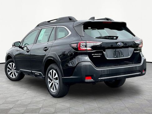 Used 2023 Subaru Outback AWD/4WD image 4