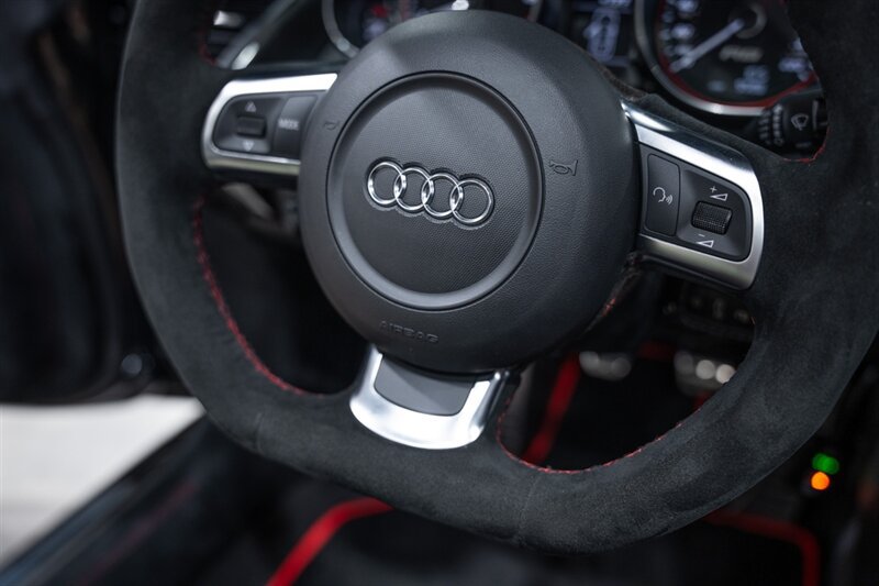 Used 2011 Audi R8 V10 AWD/4WD image 48
