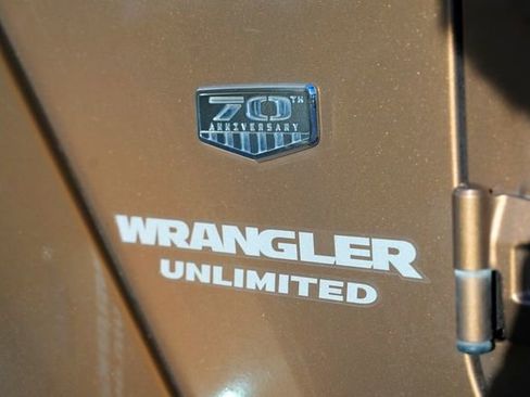 Used 2011 Jeep Wrangler Unlimited 70th Anniversary w/ Dual Top Group image 53