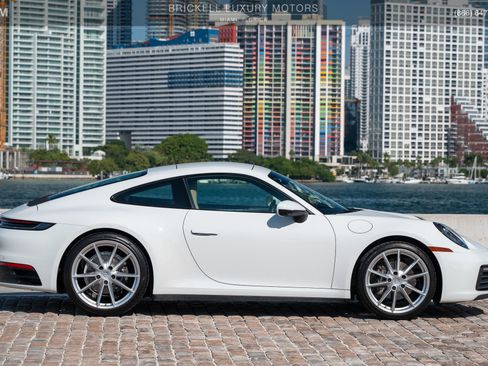 Used 2020 Porsche 911 Carrera image 11