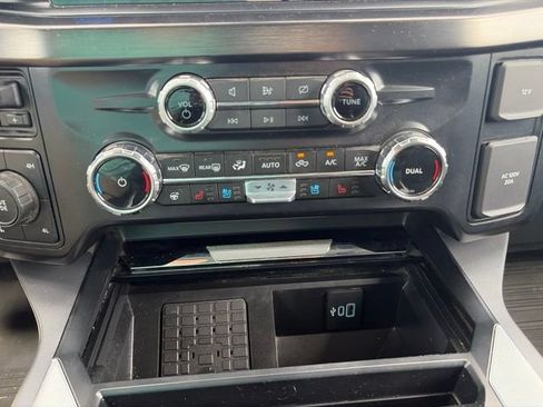 Used 2024 Ford F350 Lariat w/ Lariat Ultimate Package AWD/4WD image 16