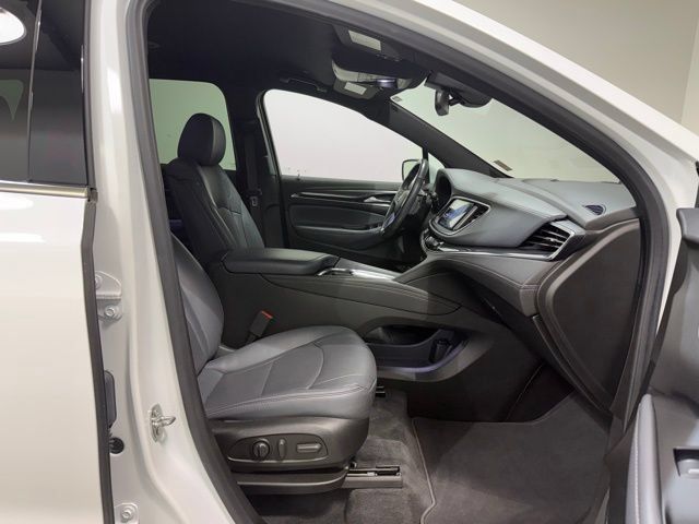 Certified 2023 Buick Enclave Essence FWD image 28