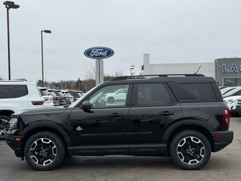 Used 2021 Ford Bronco Sport Outer Banks w/ Outer Banks Package (96D) image 44