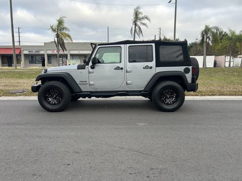 Used 2016 Jeep Wrangler Unlimited Sport w/ Quick Order Package 24S image 4