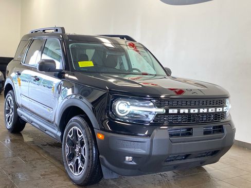 New 2026 Ford Bronco Sport Outer Banks AWD/4WD image 2