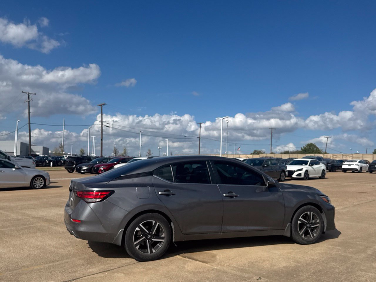 Used 2025 Nissan Sentra SV w/ Trunk Package FWD image 30