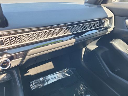 Used 2024 Honda Civic Sport Touring image 28