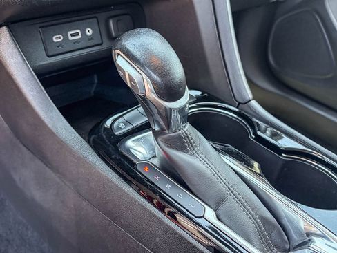 Used 2023 Buick Encore GX Preferred FWD image 40