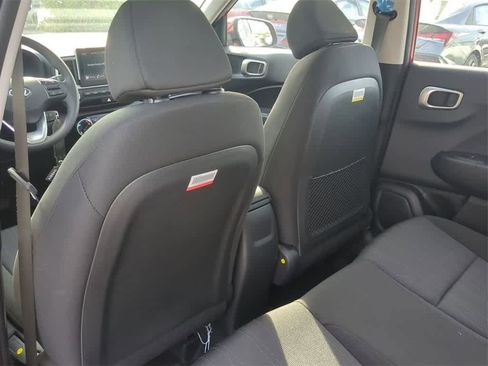 New 2026 Hyundai Venue SE image 19