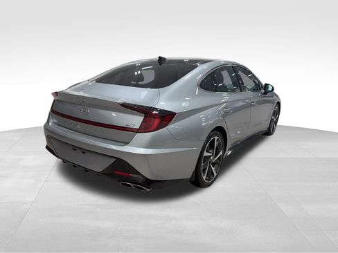 Used 2022 Hyundai Sonata SEL Plus image 16
