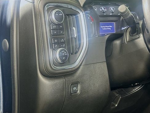Used 2021 GMC Sierra 1500 AT4 w/ AT4 Preferred Package AWD/4WD image 10