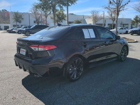 Certified 2025 Toyota Corolla SE image 5