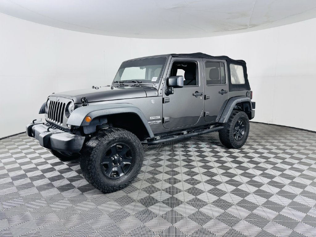 Used 2018 Jeep Wrangler Unlimited Sport w/ Connectivity Group AWD/4WD image 4