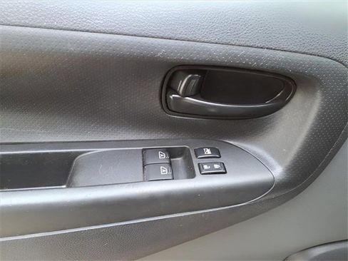 Used 2021 Nissan NV200 S w/ Back Door Glass Package image 11