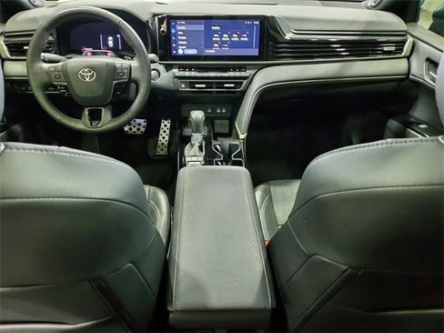 Used 2025 Toyota Camry XSE image 17