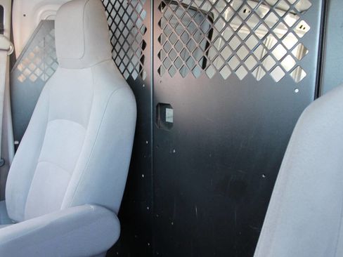 Used 2014 Ford E-350 and Econoline 350 Extended Super Duty image 36