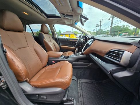 Used 2020 Subaru Outback Touring w/ Popular Package #2 AWD/4WD image 16
