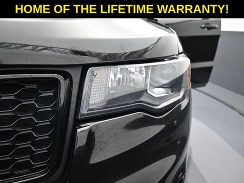 Used 2020 Jeep Grand Cherokee Altitude AWD/4WD image 56