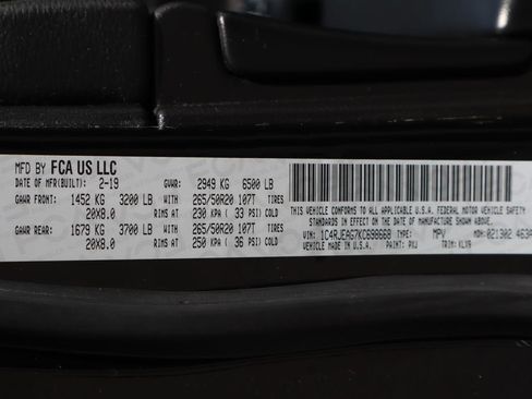 Used 2019 Jeep Grand Cherokee Altitude image 56