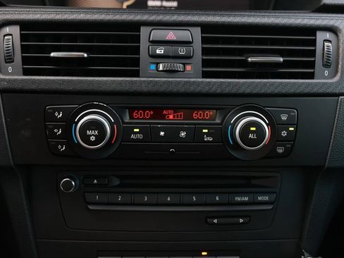 Used 2011 BMW M3 Coupe RWD image 34