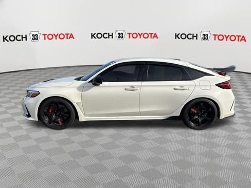 Used 2024 Honda Civic Type R image 4