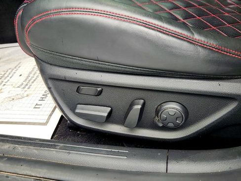 Used 2023 Genesis G70 3.3T w/ Sport Prestige Package image 12