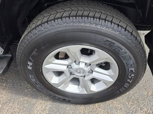 Used 2024 Toyota 4Runner SR5 Premium image 8