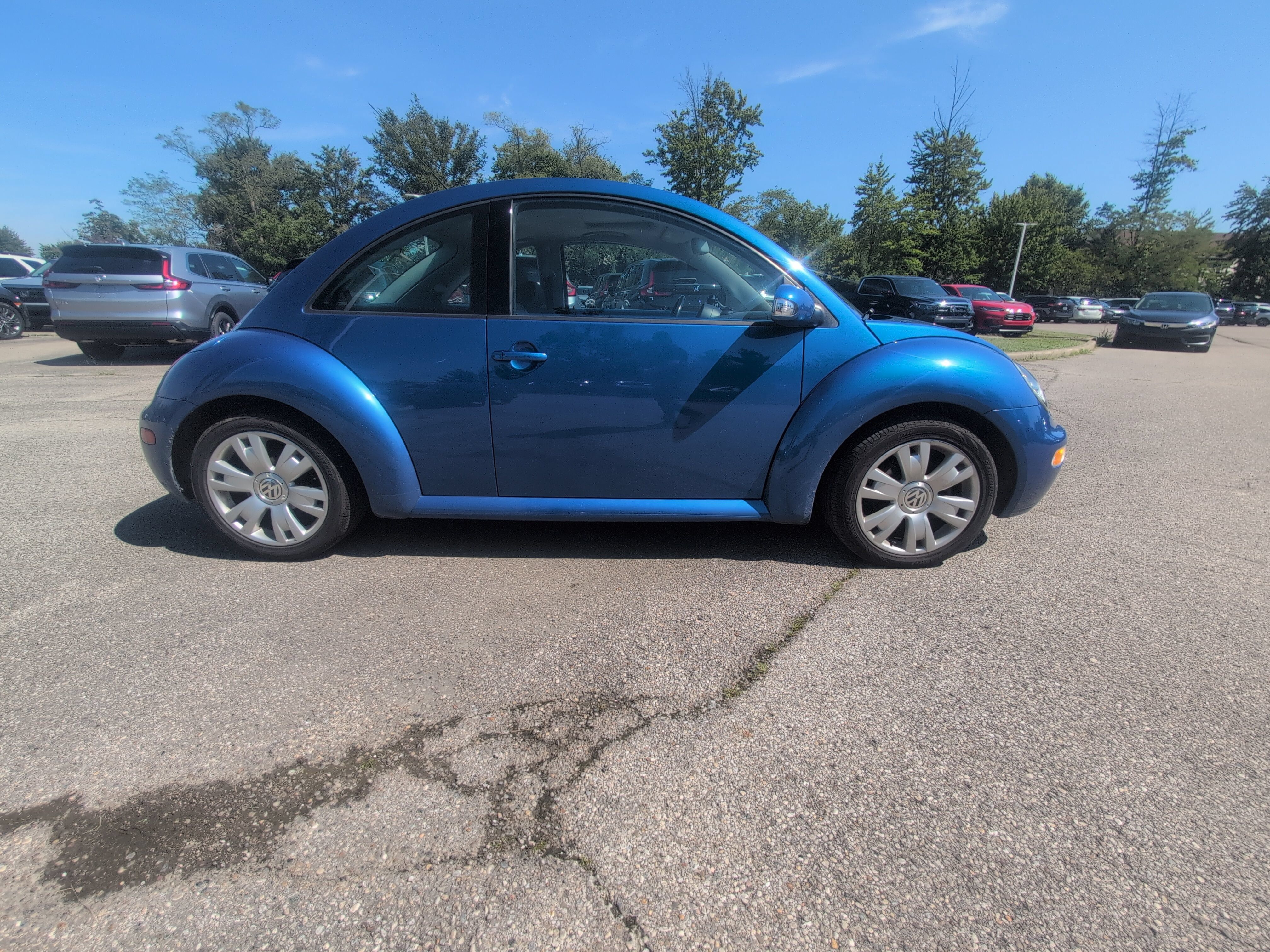Used 2003 Volkswagen Beetle GLS FWD image 14