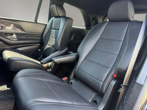 Used 2020 Mercedes-Benz GLS 450 4MATIC image 13