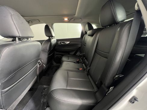 Used 2016 Nissan Rogue SL w/ SL Premium Package image 25