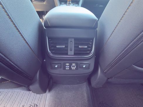 Used 2025 Subaru Outback Wilderness image 15