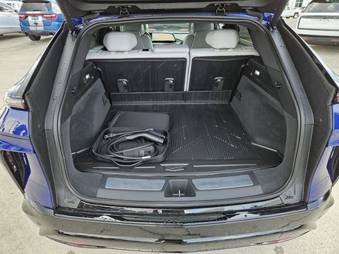 New 2025 Cadillac Lyriq Sport image 12