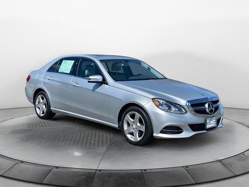 Used 2015 Mercedes-Benz E 350 4MATIC Sedan image 7