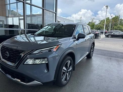 Used 2023 Nissan Rogue Platinum w/ Platinum Premium Package FWD image 5