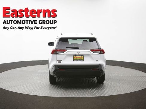 Used 2021 Toyota RAV4 LE FWD image 35