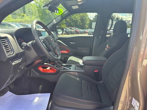 Used 2024 Nissan Frontier PRO-4X w/ Pro Convenience Package AWD/4WD image 20