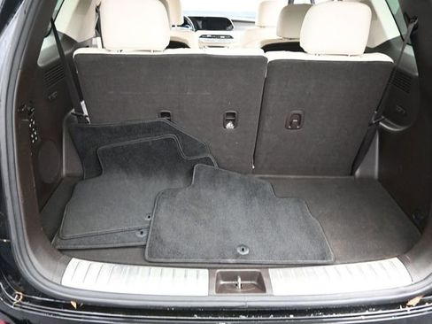 Used 2020 Hyundai Palisade Limited image 17