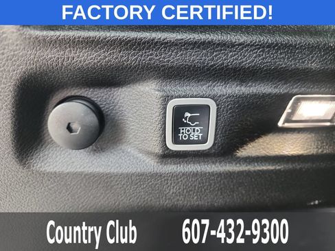 Used 2024 Jeep Grand Cherokee L Laredo AWD/4WD image 33