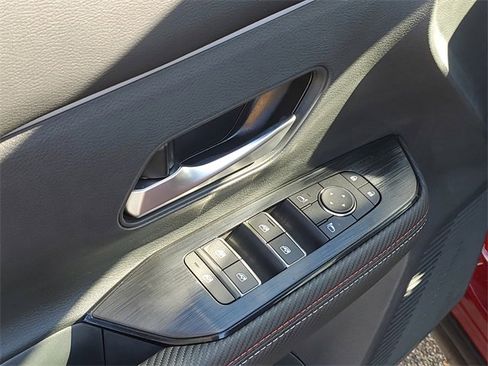 New 2026 Nissan Kicks SR image 24