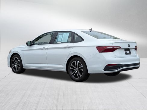 Certified 2023 Volkswagen Jetta Sport FWD image 5