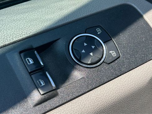 Used 2021 Ford F350 XL w/ Power Equipment Group RWD image 12