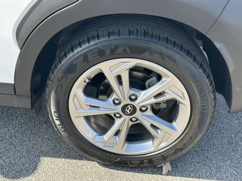 Used 2023 Hyundai Kona SEL image 20