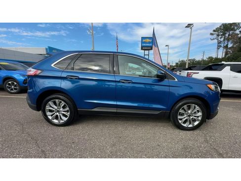 Used 2024 Ford Edge Titanium AWD/4WD image 9