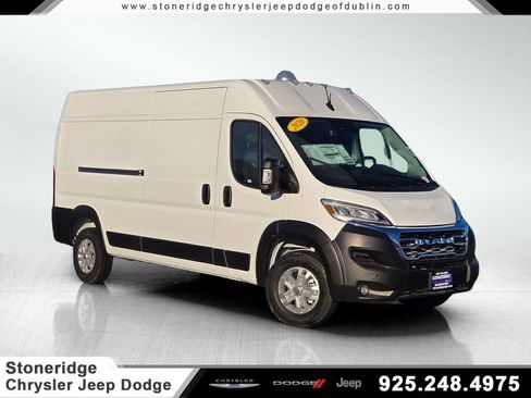 New 2026 RAM ProMaster 2500 w/ Quick Order Package 22G SLT image 1