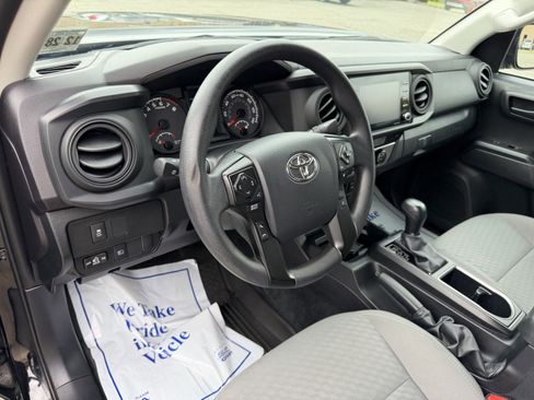 Used 2023 Toyota Tacoma SR AWD/4WD image 14